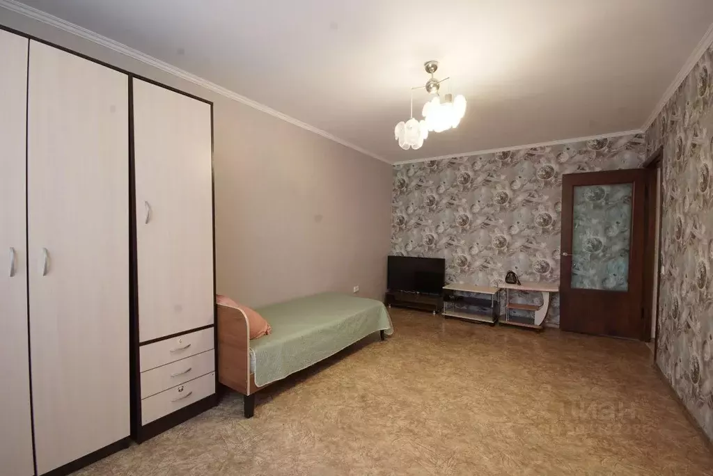 3-к кв. Крым, Симферополь ул. Гоголя, 81/16 (70.0 м) - Фото 0