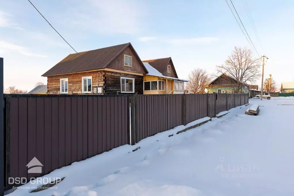 Дом в Хабаровский край, Имени Лазо район, с. Гродеково ул. Чкалова (89 ... - Фото 1