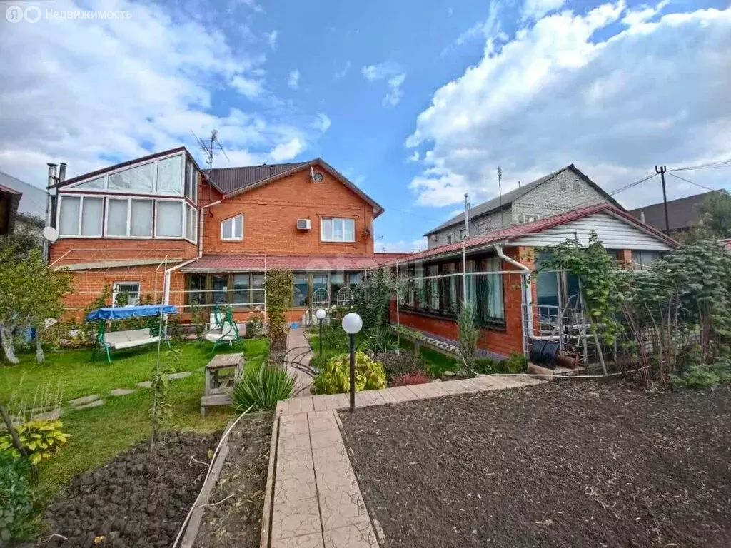 Дом в Старый Оскол, Рудная улица (205.46 м) - Фото 1