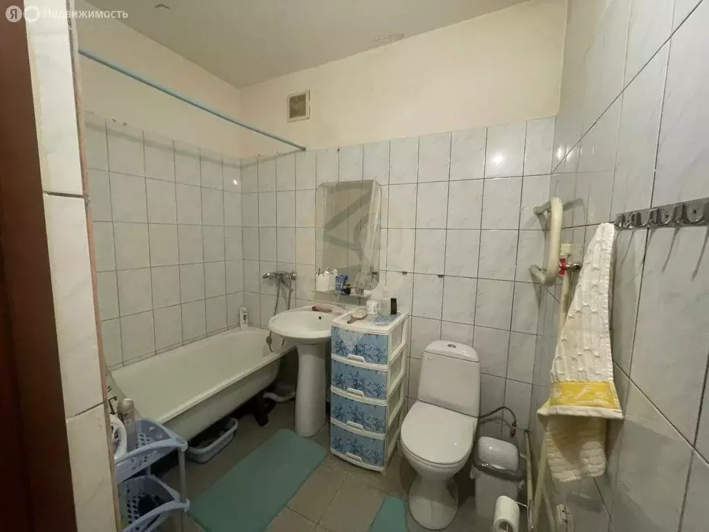 1-комнатная квартира: Старый Оскол, микрорайон Зелёный Лог, 6 (42.43 ... - Фото 0