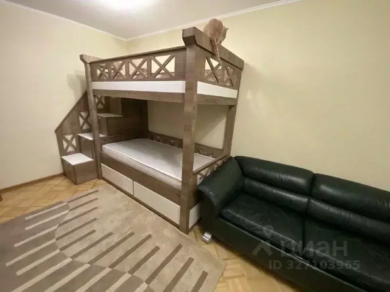 3-к кв. Белгородская область, Белгород ул. 5 Августа, 17 (72.0 м) - Фото 2