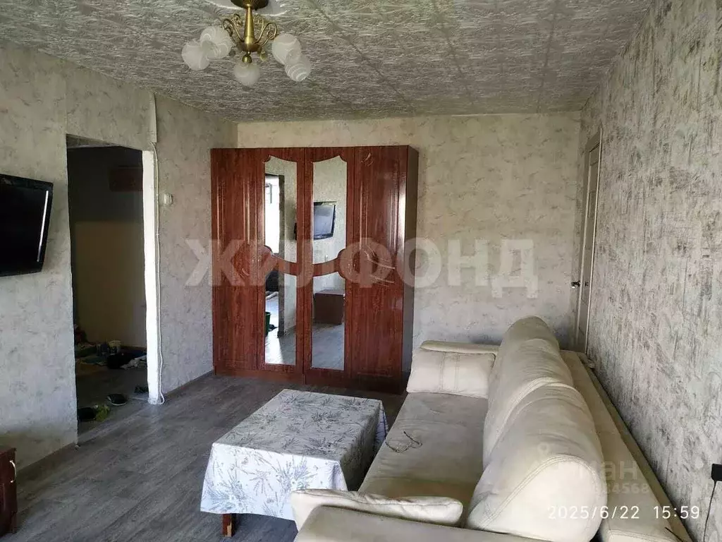 2-к кв. Новосибирская область, Новосибирск Танковая ул., 25 (44.0 м) - Фото 1