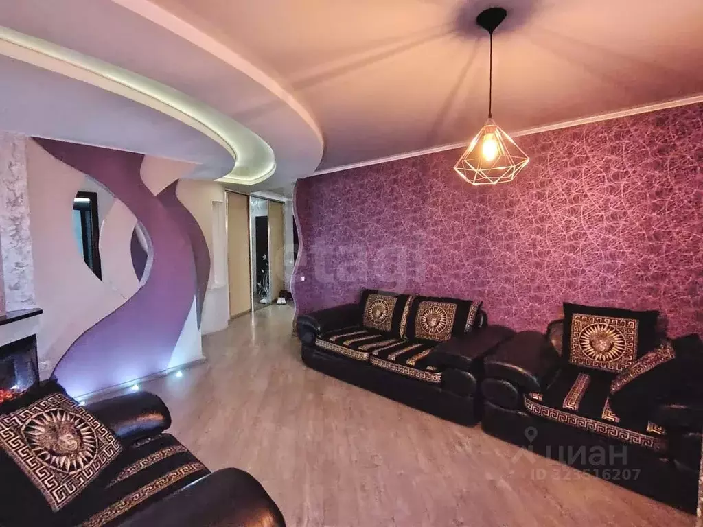 2-к кв. Брянская область, Брянск ул. Металлистов, 2 (71.5 м) - Фото 1