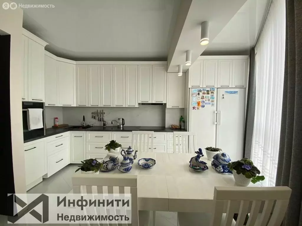 4-комнатная квартира: Ставрополь, улица Космонавтов, 2 (125 м) - Фото 0