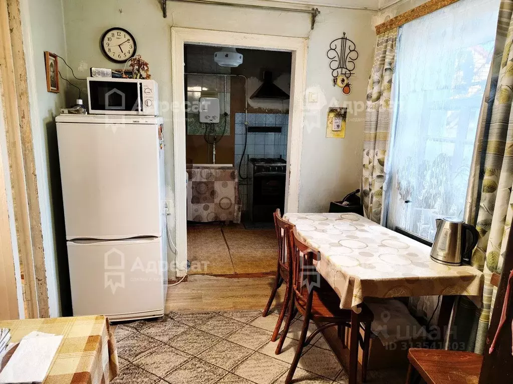 Дом в Волгоградская область, Волгоград Днепростроевская ул. (33 м) - Фото 1