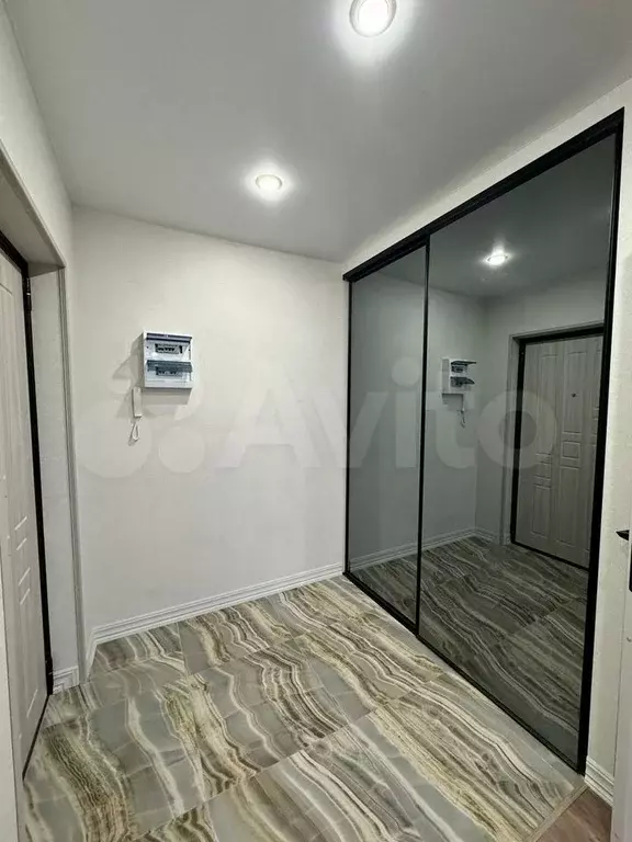 2-к. квартира, 60 м, 5/10 эт. - Фото 1
