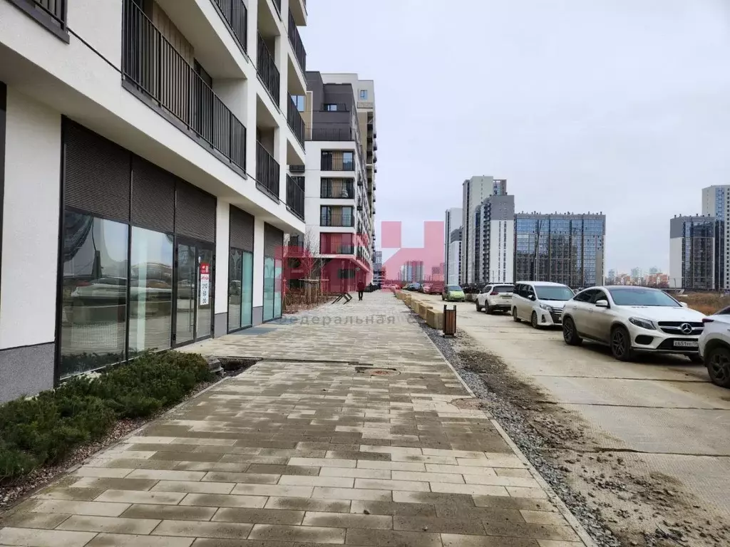 Торговая площадь в Свердловская область, Екатеринбург ул. Академика ... - Фото 0