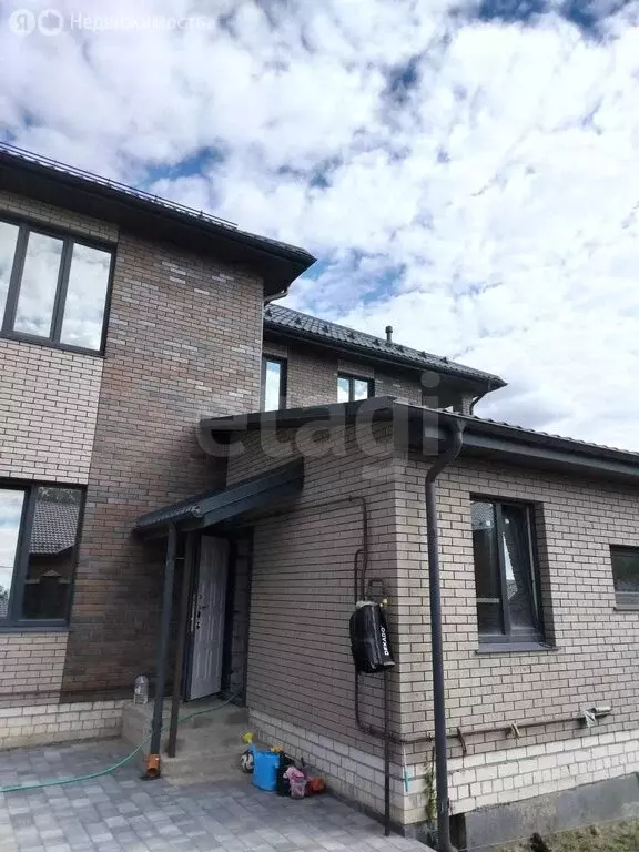 Дом в Мичуринский, Речная улица (240 м) - Фото 1