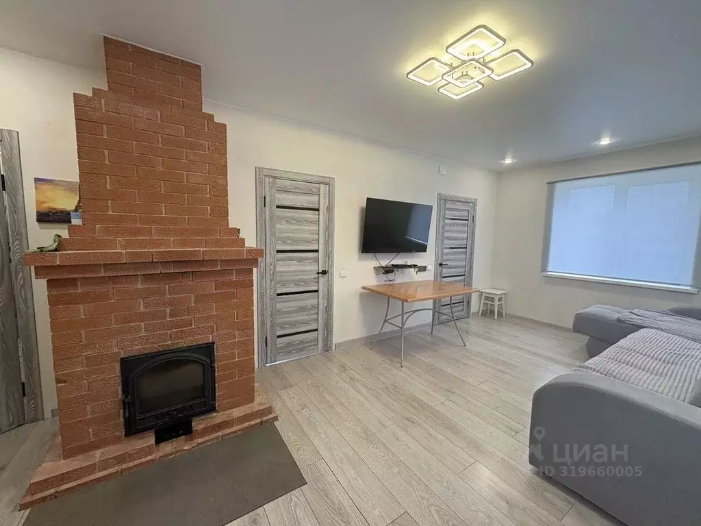 Коттедж в Пермский край, Добрянский муниципальный округ, Полазна рп  ... - Фото 1