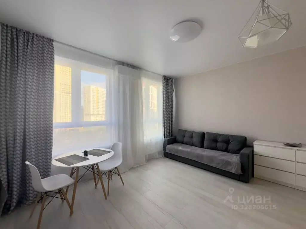 Студия Свердловская область, Екатеринбург ул. Амундсена, 5 (21.9 м) - Фото 1