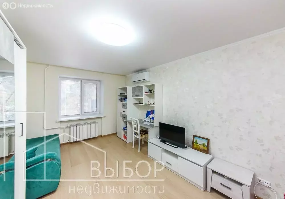 3-комнатная квартира: Томск, проспект Кирова, 40 (64.7 м) - Фото 1