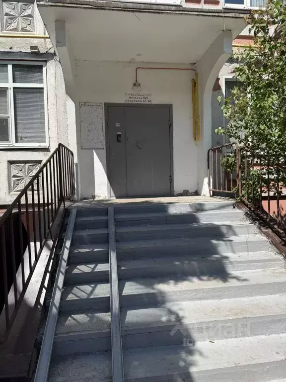 6-к кв. Курская область, Курск ул. Карла Маркса, 72к14 (160.0 м) - Фото 0