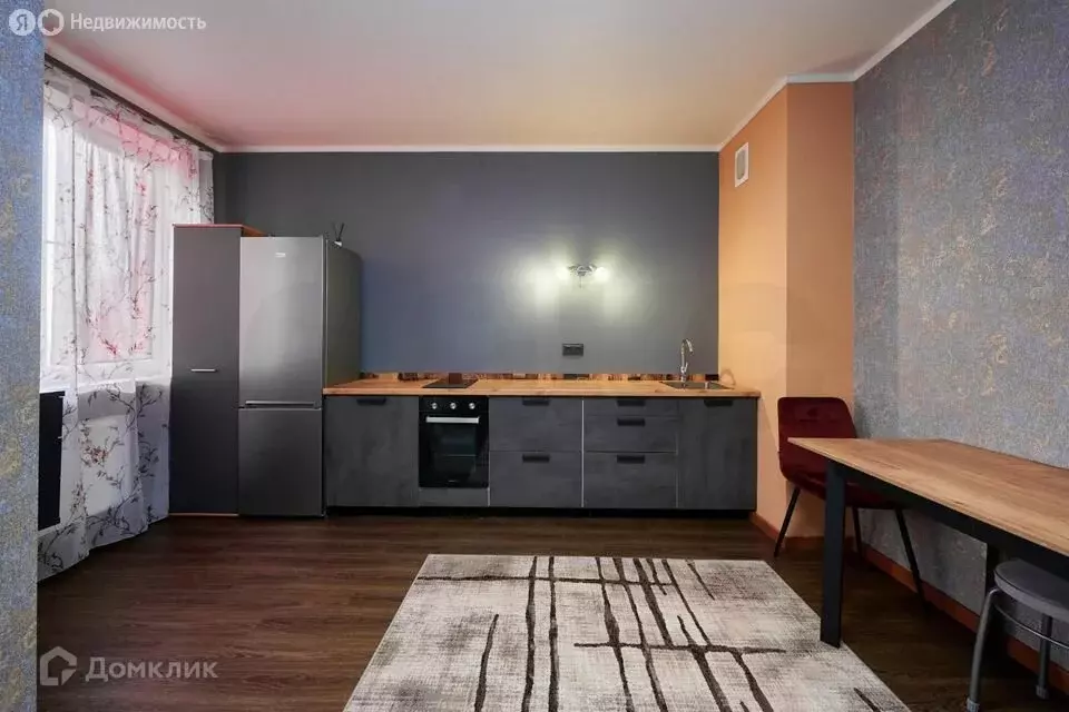 3-комнатная квартира: Краснодар, улица Западный Обход, 39/2 (71.1 м) - Фото 1