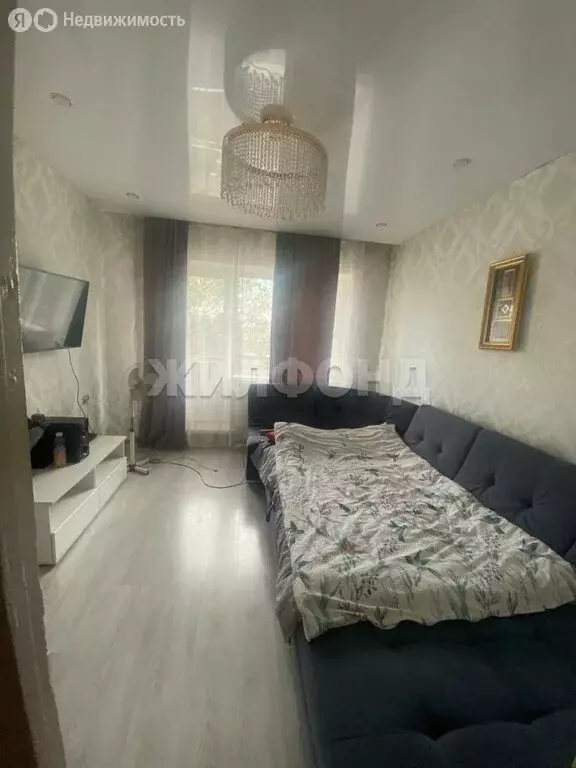 3-комнатная квартира: Кызыл, Эрзинская улица, 29 (64 м) - Фото 1