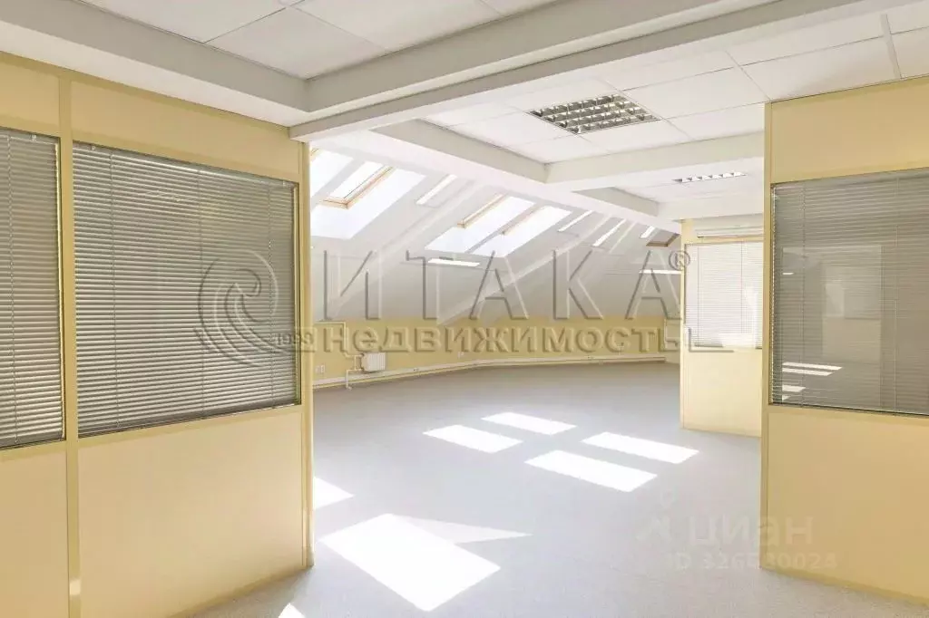 Помещение свободного назначения в Санкт-Петербург наб. Реки Мойки, 37 ... - Фото 0