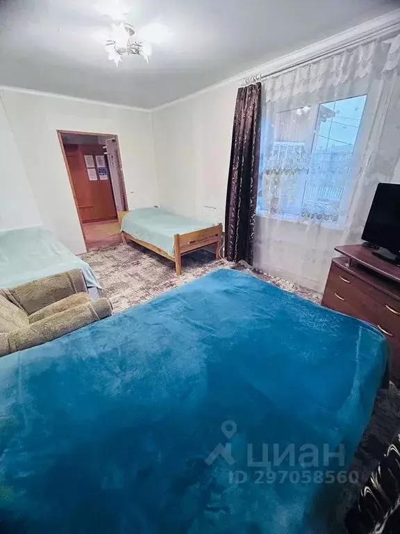 Дом в Иркутская область, Ольхонский район, пос. Хужир ул. ... - Фото 1