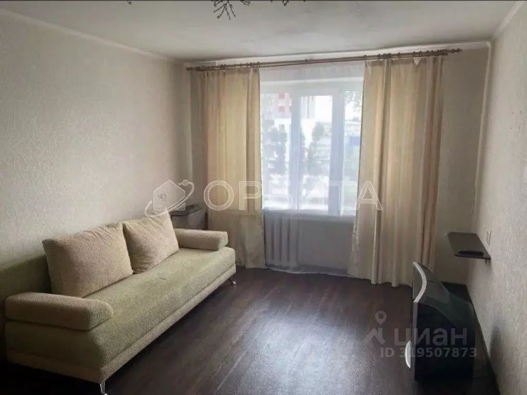 1-к кв. Тюменская область, Тюмень ул. Республики, 248 (34.4 м) - Фото 0