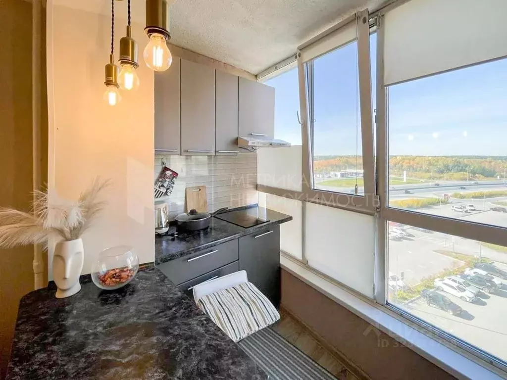 Студия Тюменская область, Тюмень ул. Новоселов, 115 (17.0 м) - Фото 1