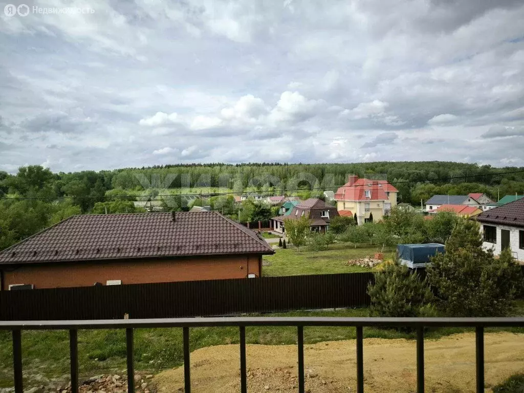 Дом в Орловский муниципальный округ, посёлок Живописцев (160 м) - Фото 0