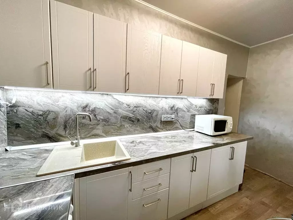 Продаётся 3-к квартира, 65 м - Фото 1