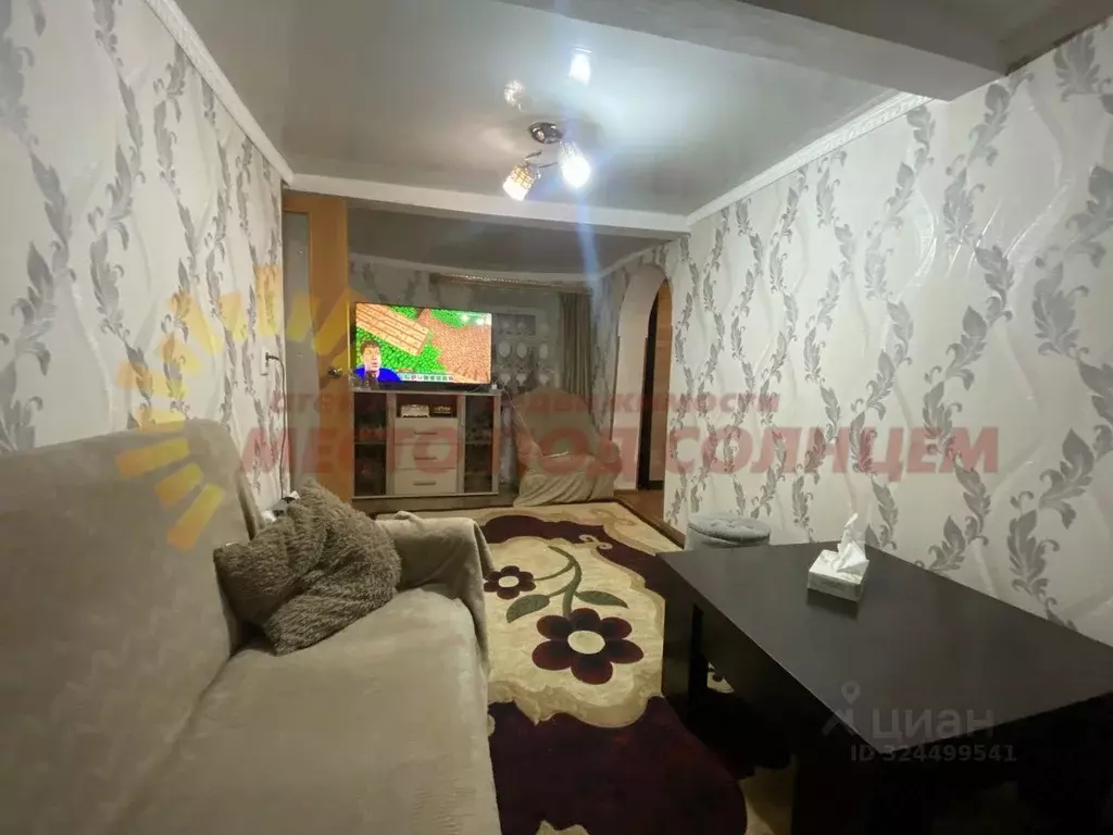 Дом в Краснодарский край, Ейский район, Ясенская ст-ца Широкая ул. (41 ... - Фото 1