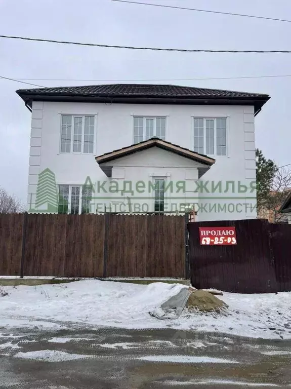 Дом в Саратовская область, Саратов ул. Рубиновая (202 м) - Фото 0