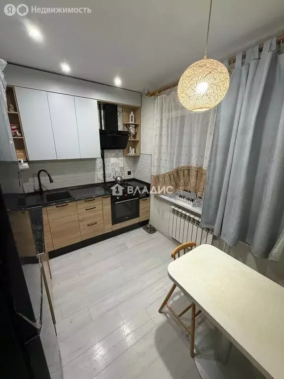 3-комнатная квартира: Белгород, улица Губкина, 29 (58.2 м) - Фото 2