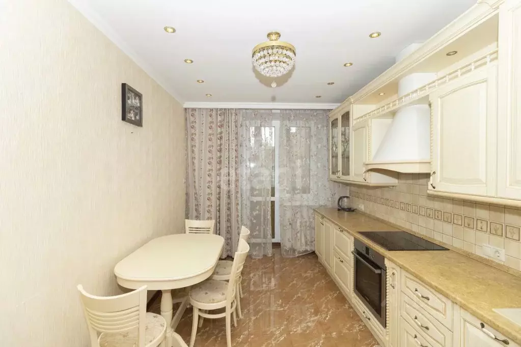 2-к кв. Тюменская область, Тюмень ул. Циолковского, 7к2 (73.8 м) - Фото 2