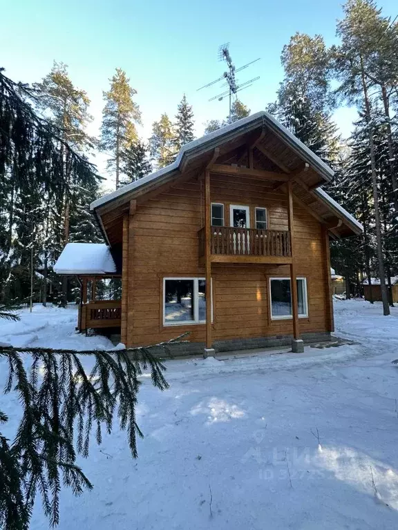 Дом в Ленинградская область, Выборгский район, Рощино пгт ул. Кирова, ... - Фото 1