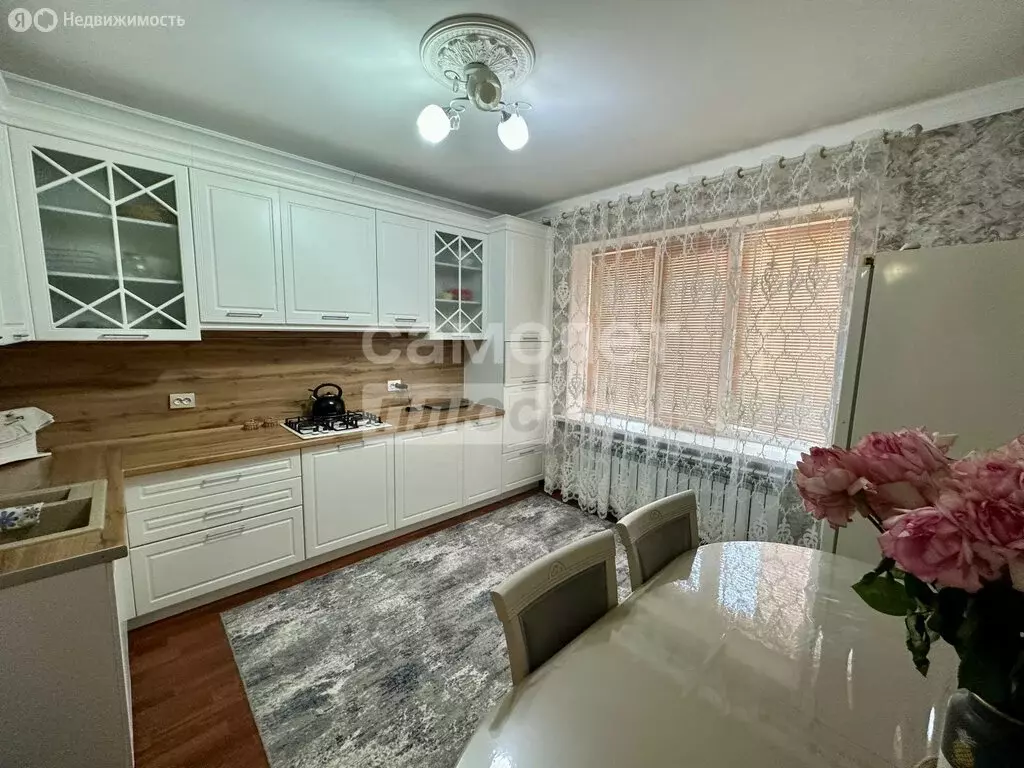 1-комнатная квартира: Хасавюрт, улица Батырмурзаева, 1 (46 м) - Фото 1