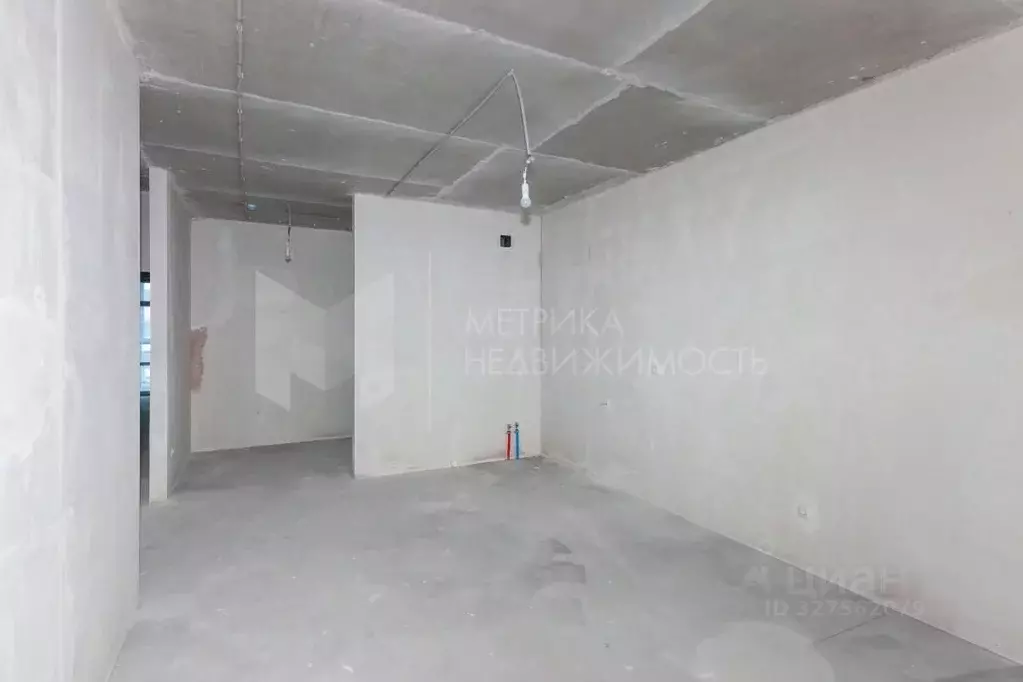 2-к кв. Тюменская область, Тюмень ул. Разведчика Кузнецова, 16 (82.7 ... - Фото 1