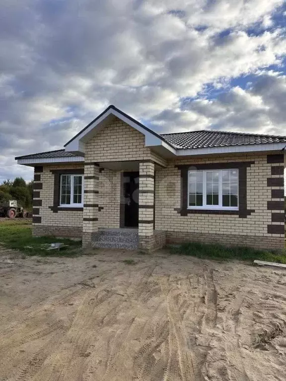 Дом в Ярославская область, Некрасовское рп ул. Советская (151 м) - Фото 1