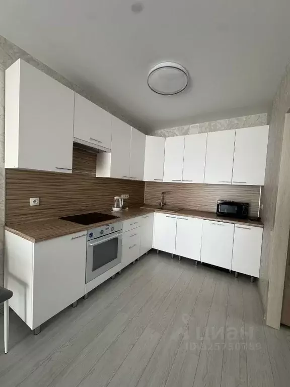 1-к кв. Татарстан, Казань ул. Аделя Кутуя, 110 (44.3 м) - Фото 1