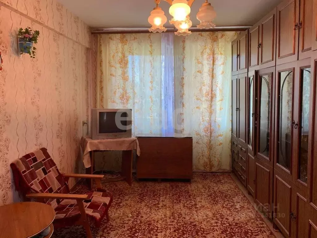 2-к кв. Брянская область, Карачев ул. Горького, 4 (49.9 м) - Фото 1