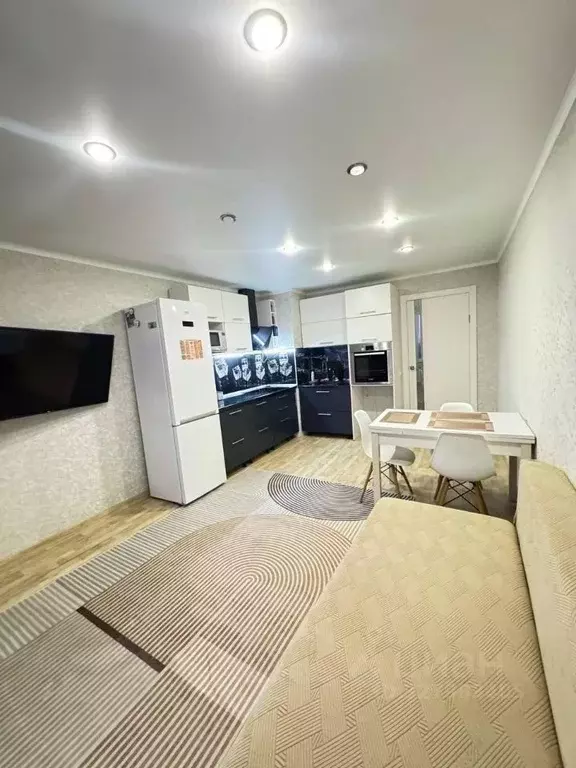 2-к кв. Самарская область, Тольятти Ленинградская ул., 68 (60.0 м) - Фото 2