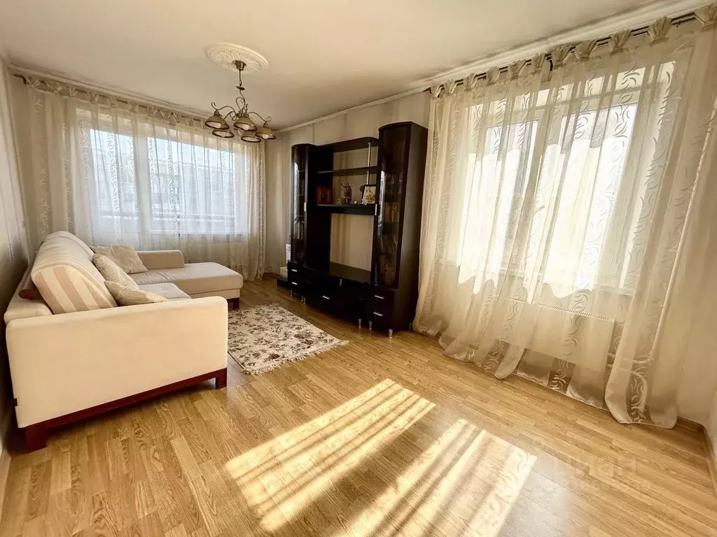 3-к кв. Кемеровская область, Новокузнецк Запорожская ул., 51 (57.6 м) - Фото 0