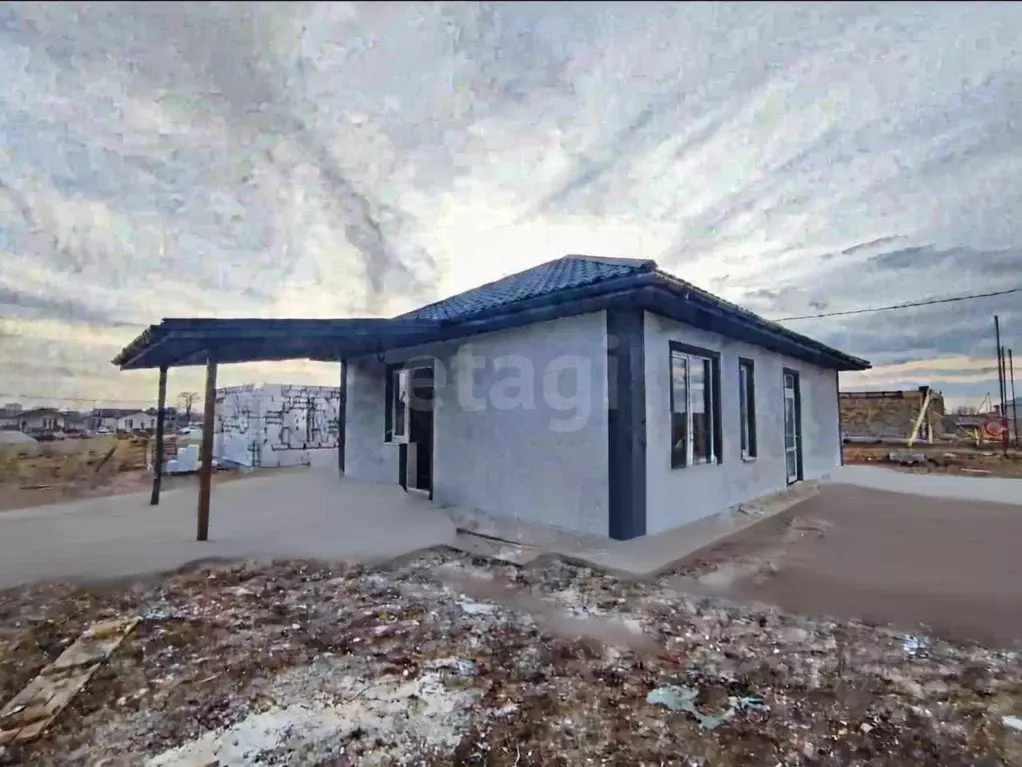 Дом в Крым, Симферопольский район, Родниковское с/пос, с. Новый Мир  ... - Фото 1