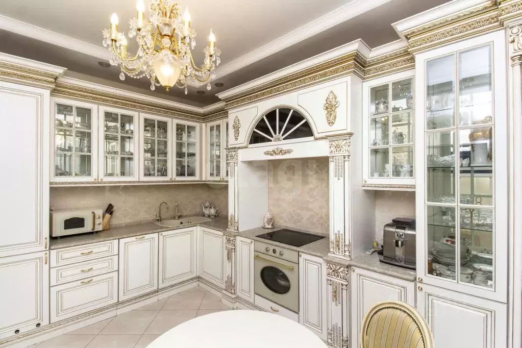 3-к кв. Тюменская область, Тюмень ул. Хохрякова, 45 (156.0 м) - Фото 2