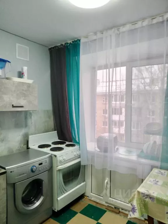 3-к кв. Томская область, Северск ул. Калинина, 101 (59.9 м) - Фото 2