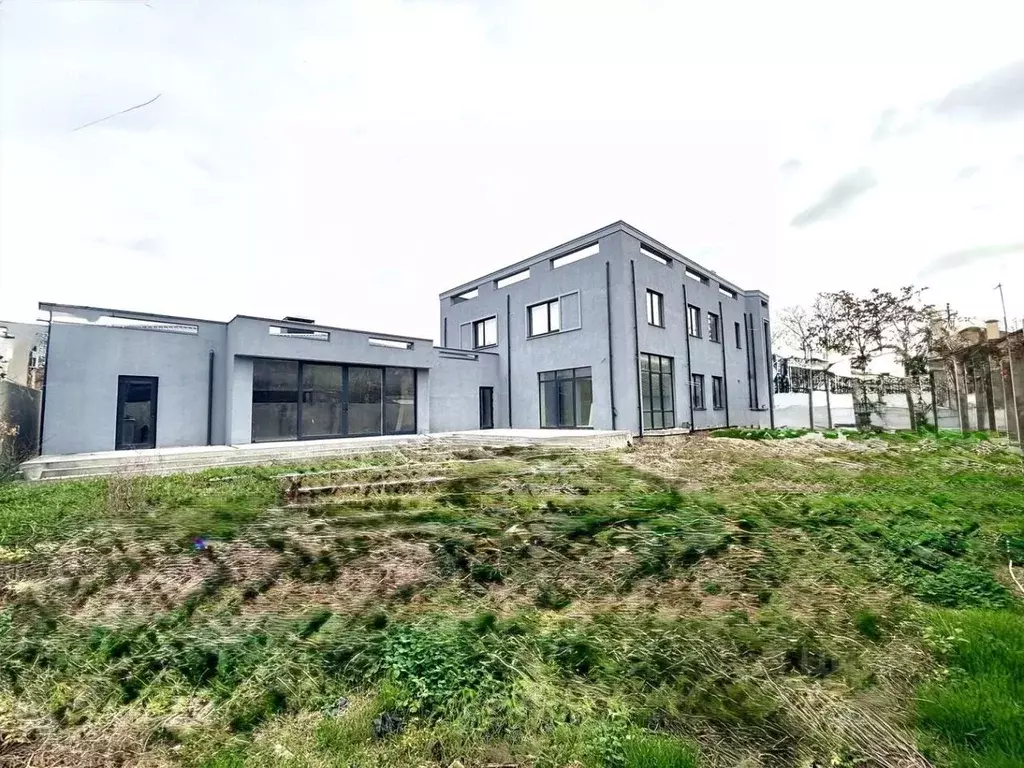 Дом в Краснодарский край, Анапа ул. Самбурова (600 м) - Фото 1