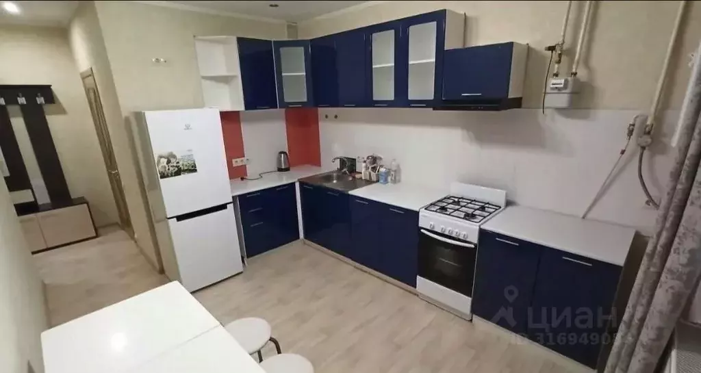 1-к кв. Крым, Симферополь ул. Трубаченко, 16Е (34.7 м) - Фото 0