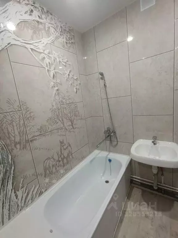 1-к кв. Хакасия, Черногорск ул. Генерала Тихонова, 11Б (42.0 м) - Фото 1