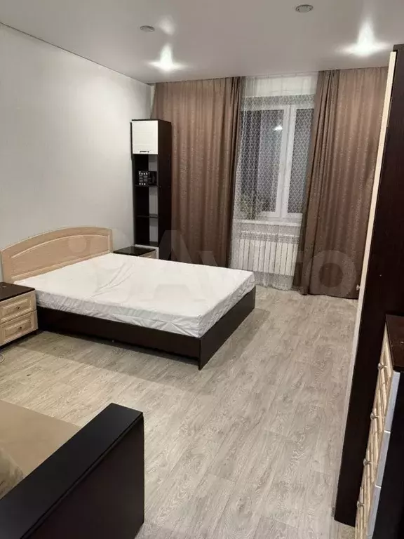 1-к. квартира, 40 м, 4/9 эт. - Фото 1