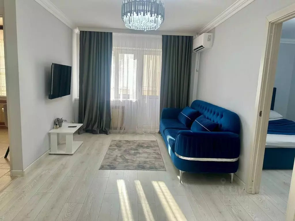 2-к кв. Кабардино-Балкария, Нальчик ул. Байсултанова, 10 (70.0 м) - Фото 1