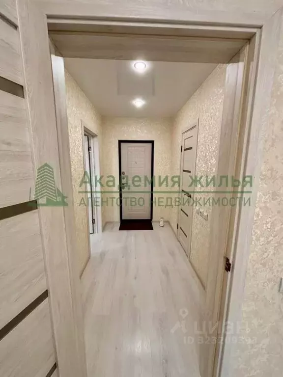 1-к кв. Саратовская область, Саратов ул. Имени С.П. Лисина, 14А (40.1 ... - Фото 2