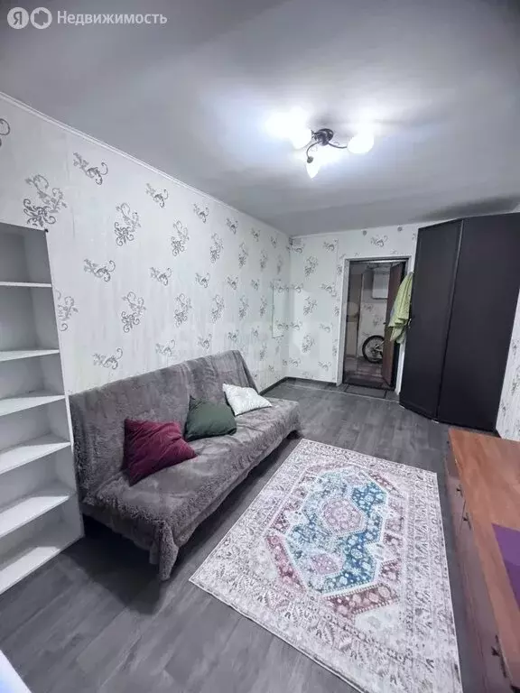 1к в 9-комнатной квартире (12 м) - Фото 1