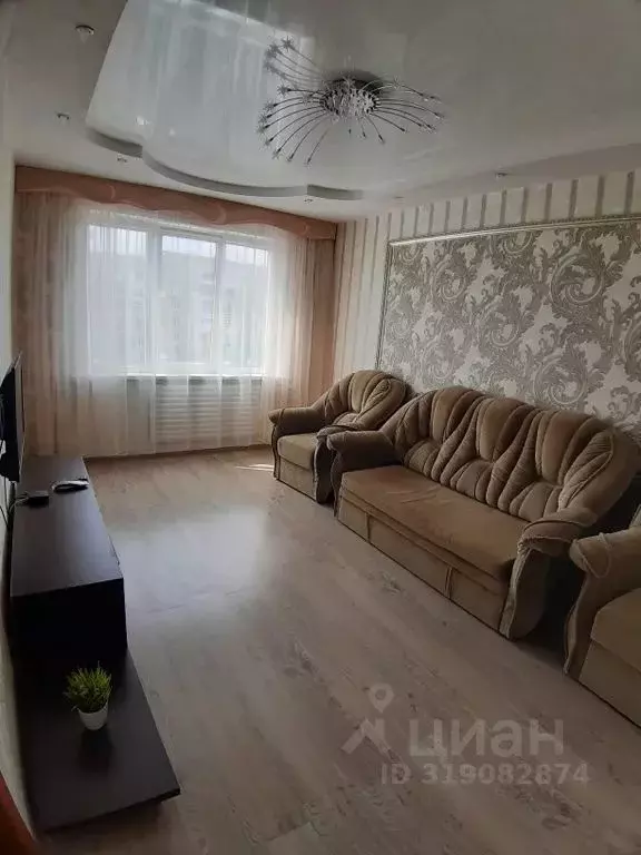 2-к кв. Удмуртия, Ижевск Молодежная ул., 74 (43.0 м) - Фото 1