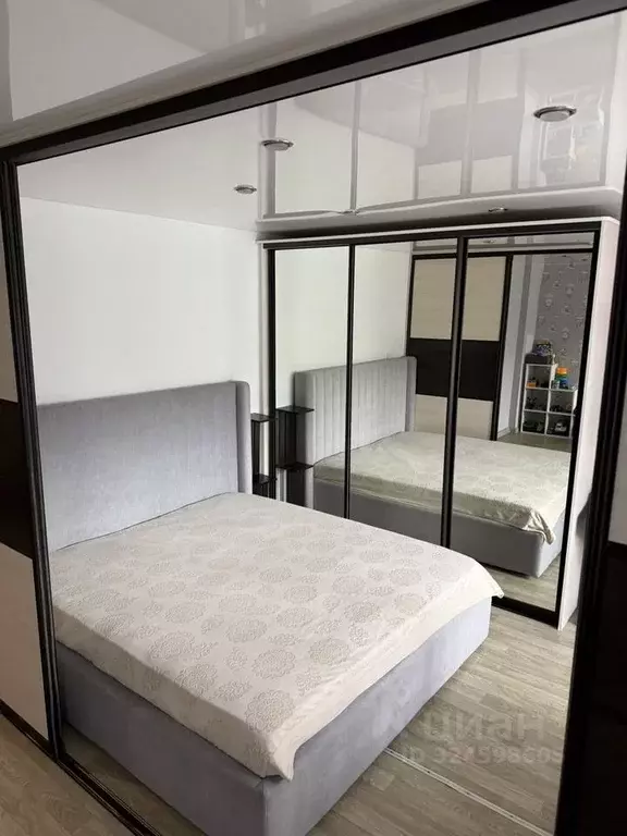 4-к кв. Иркутская область, Иркутск ул. Новокшонова, 62 (102.3 м) - Фото 0