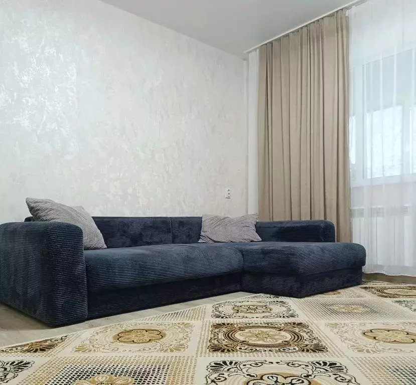 2-к кв. Воронежская область, Бобров ул. Гагарина, 157Б (65.0 м) - Фото 0