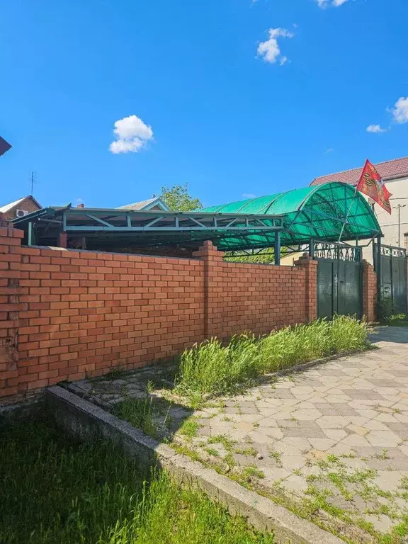 Дом в Ростовская область, Ростов-на-Дону Молочный пер., 43 (100 м) - Фото 0